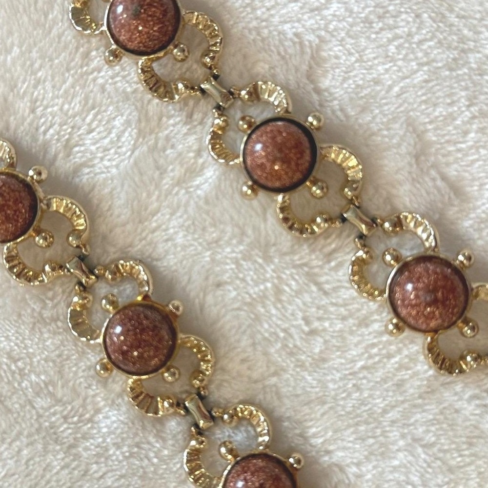 Vintage Gold‎ Tone Glitter Stone Floral Link Bracelet and Chocker Necklace Set